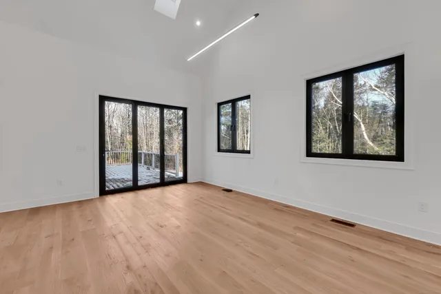 $1,999,999 | 3 Cobtail Way, Simsbury, CT 06070