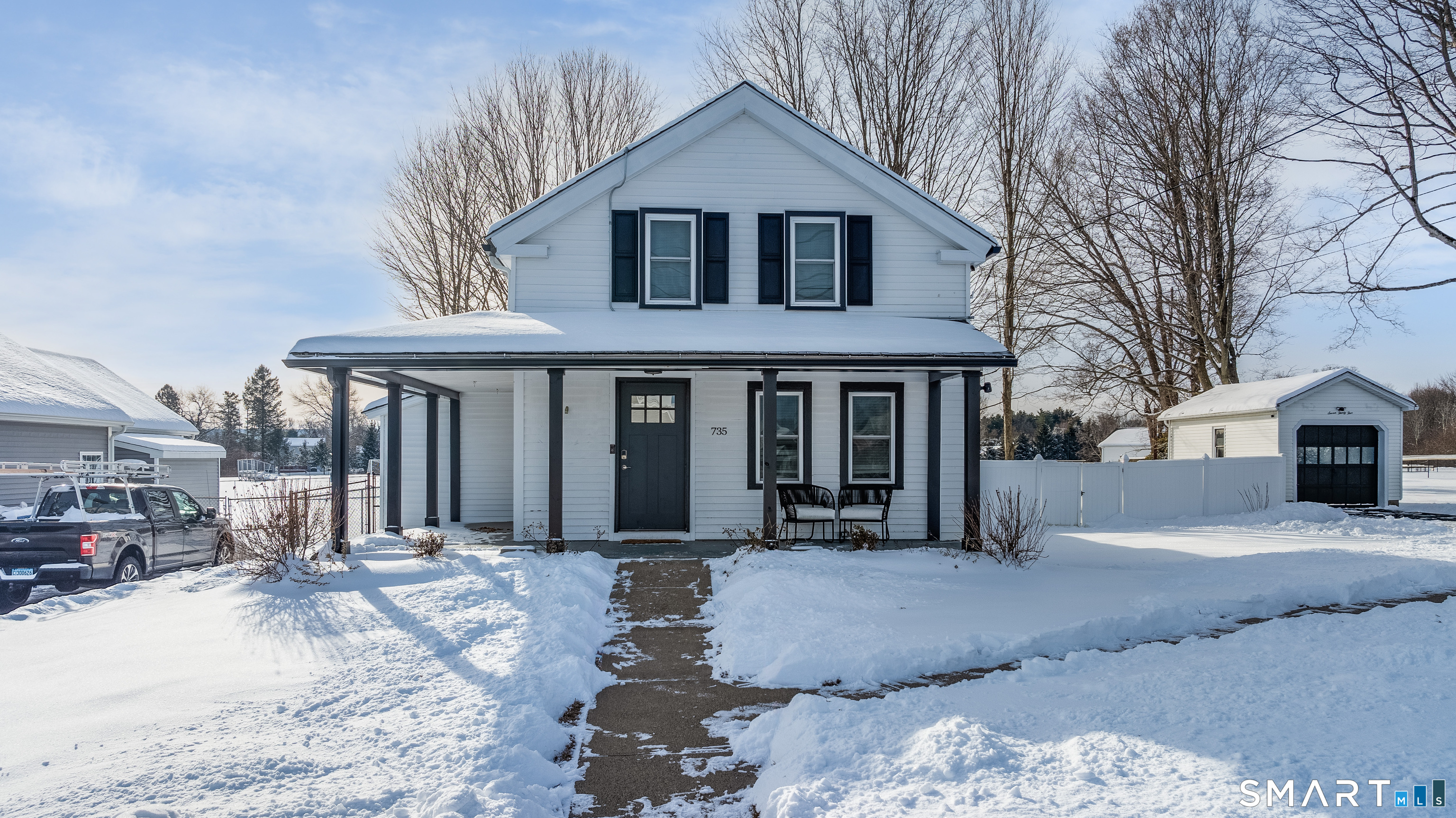 735 Matthews Street Bristol, CT 06010 - Photo 1 of 36