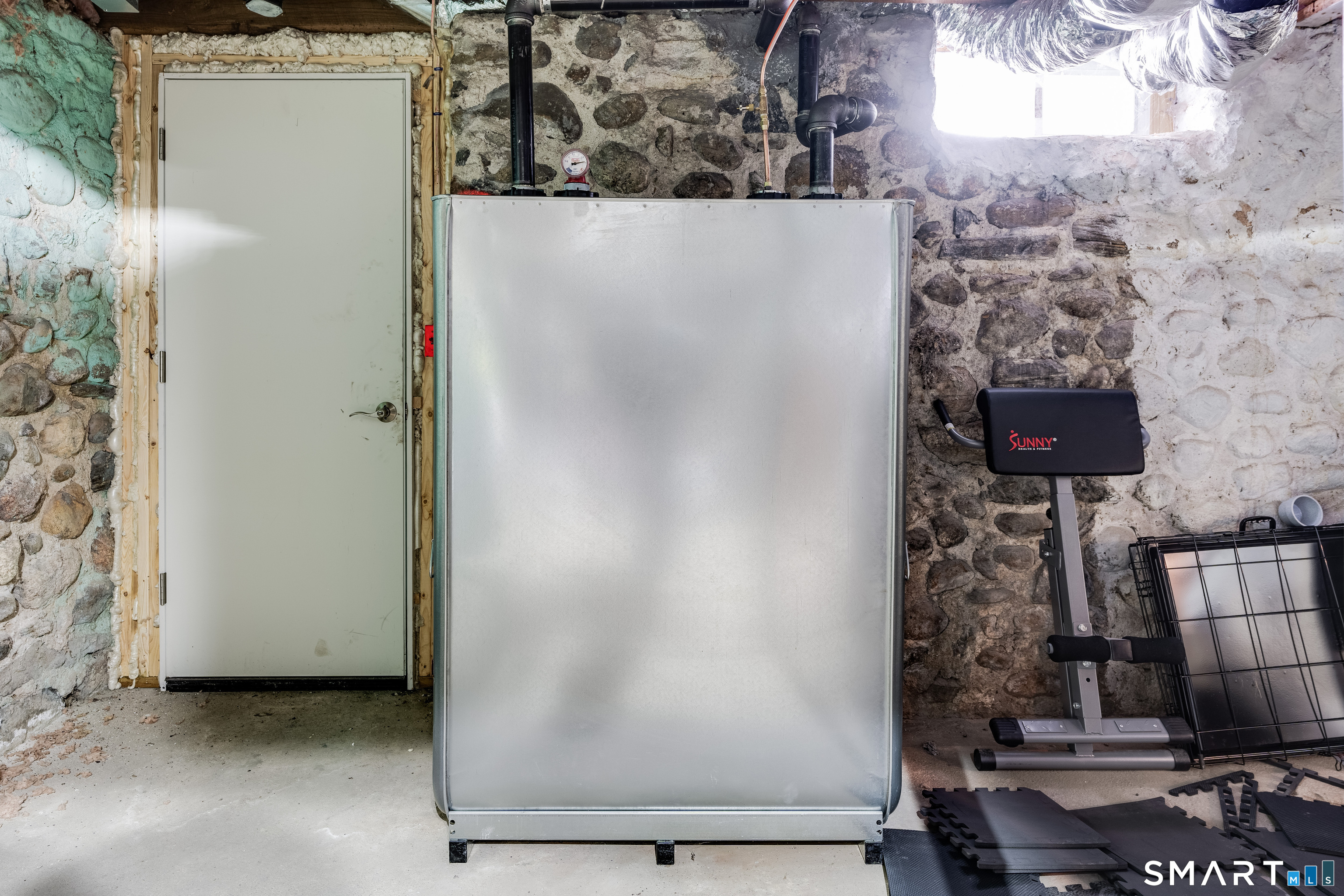 735 Matthews Street Bristol, CT 06010 - Photo 26 of 36