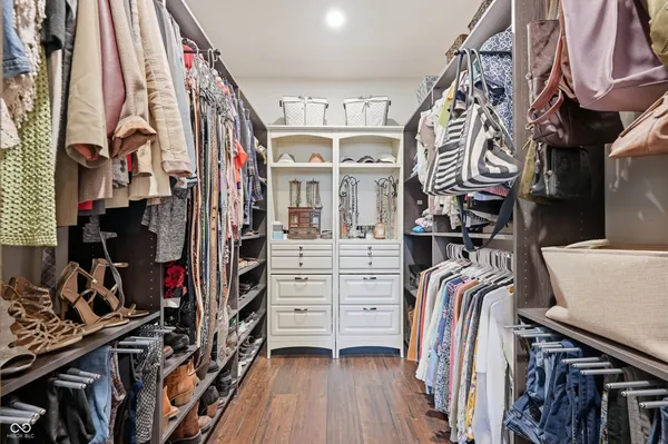 $1,175,000 | 104 Winchester Drive, New Castle, IN 47362