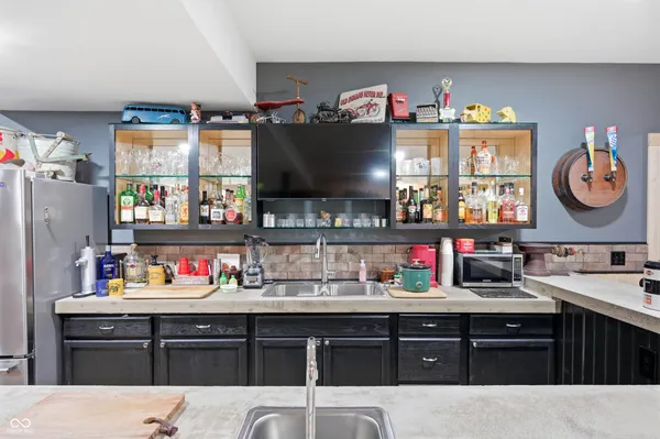 $1,175,000 | 104 Winchester Drive, New Castle, IN 47362