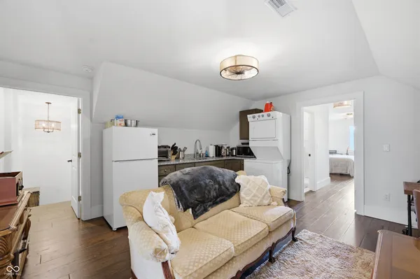 $1,175,000 | 104 Winchester Drive, New Castle, IN 47362