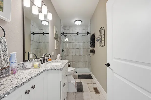 $1,175,000 | 104 Winchester Drive, New Castle, IN 47362