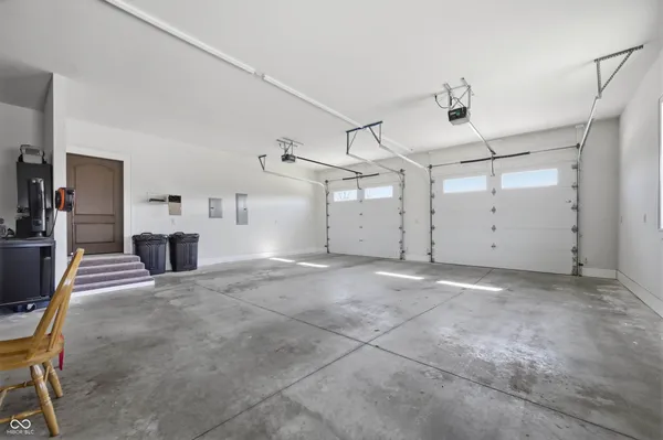 $1,175,000 | 104 Winchester Drive, New Castle, IN 47362