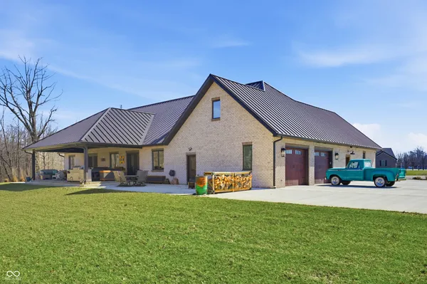 $1,175,000 | 104 Winchester Drive, New Castle, IN 47362