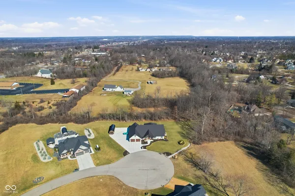 $1,175,000 | 104 Winchester Drive, New Castle, IN 47362