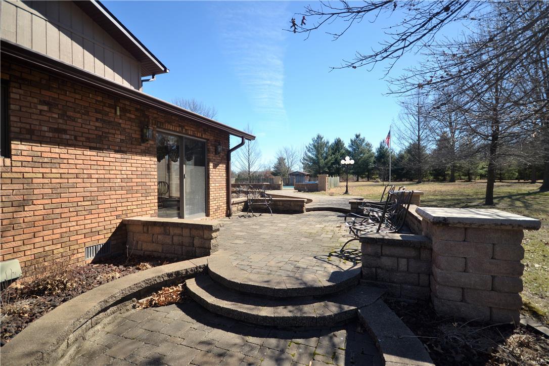 6114 Town Hall Road Belleville, IL 62223 - Photo 55 of 72 Gallery Image 55