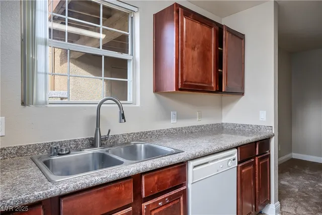 $1,425 | 2801 North Rainbow Boulevard, Unit 144, Las Vegas, NV 89108