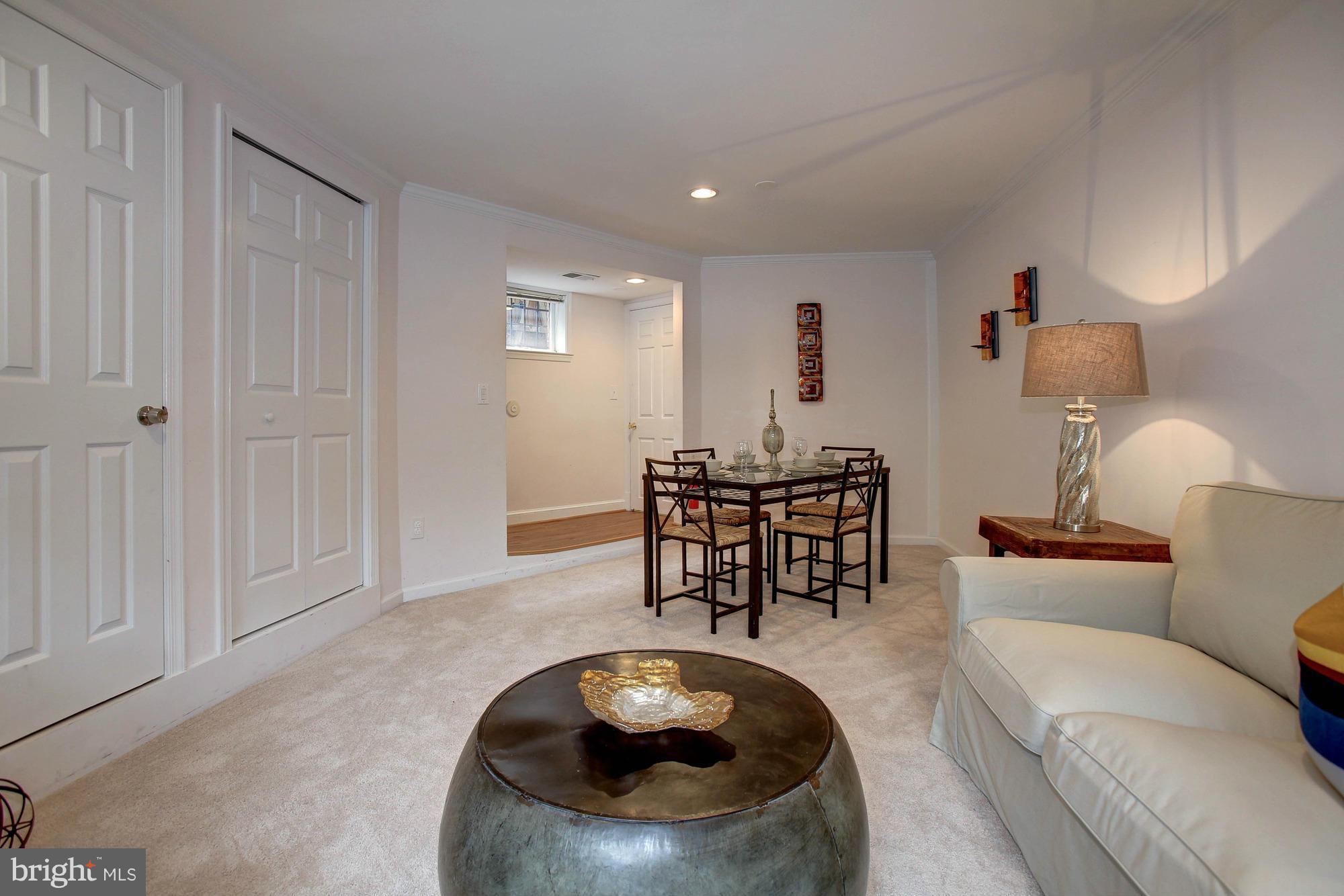 1607 T Street Northwest, Unit A Washington, DC 20009 - Photo 28 of 30 Family Room
