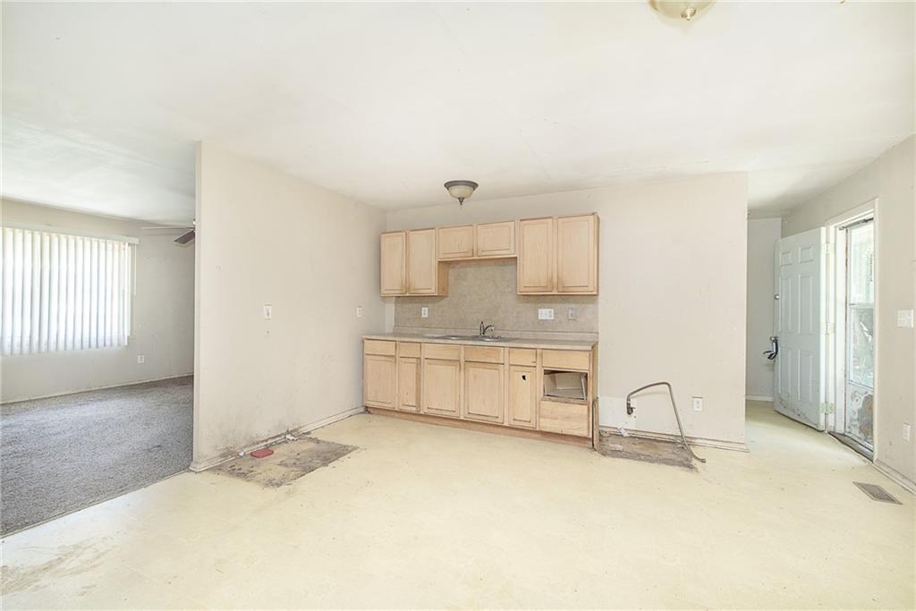 3920 Biscayne Road Indianapolis, IN 46226 - Photo 11 of 25 Gallery Image 11