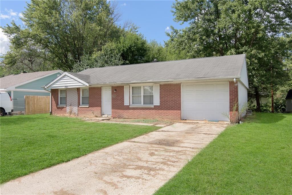 3920 Biscayne Road Indianapolis, IN 46226 - Photo 3 of 25 Gallery Image 3