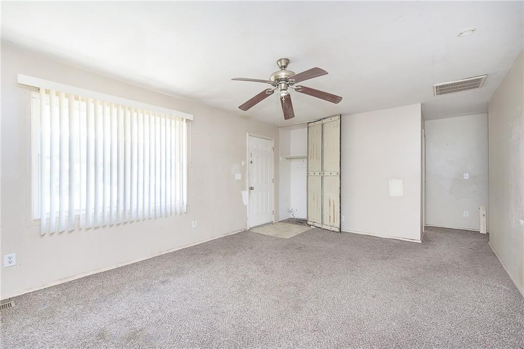 3920 Biscayne Road Indianapolis, IN 46226 - Photo 4 of 25 Gallery Image 4