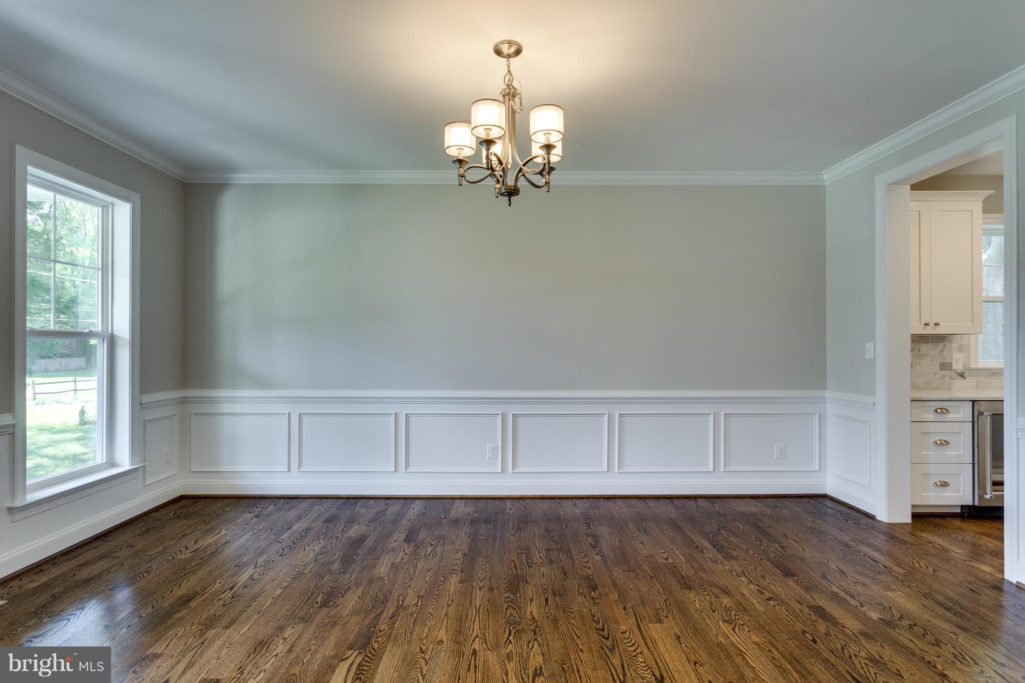 0 Rambling Road Vienna, VA 22181 - Photo 4 of 30 Dining Room