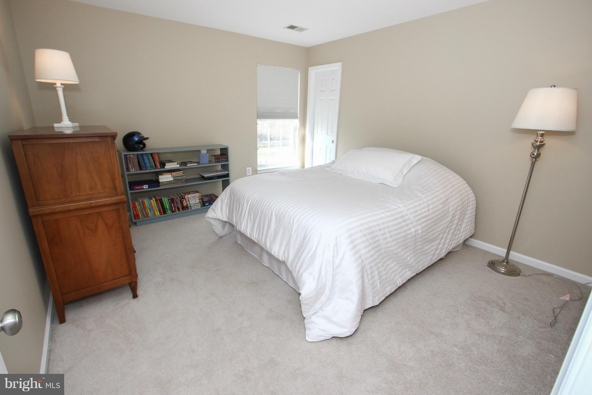 25857 Spring Farm Circle Chantilly, VA 20152 - Photo 21 of 30 Bedroom