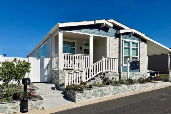 $729,000 | 444 North El Camino Real, Unit 2, Encinitas, CA 92024
