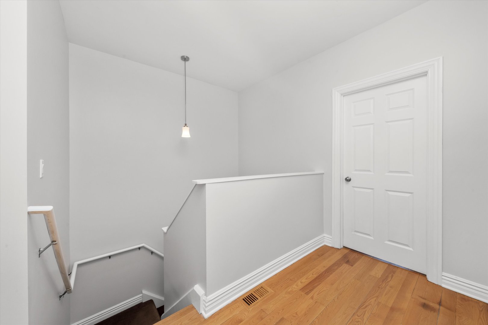 197 Herrick Road Riverside, IL 60546 - Photo 27 of 45 a view of a room with an empty space