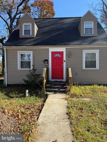 $425,000 | 6807 Elmhurst Street, District Heights, MD 20747