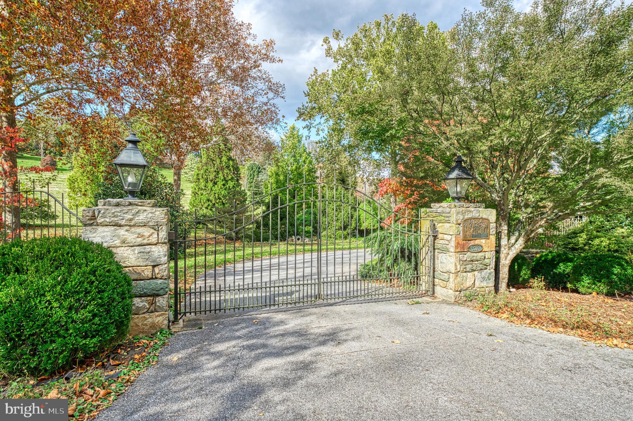 13223 Loyalty Road Leesburg, VA 20176 - Photo 4 of 99
