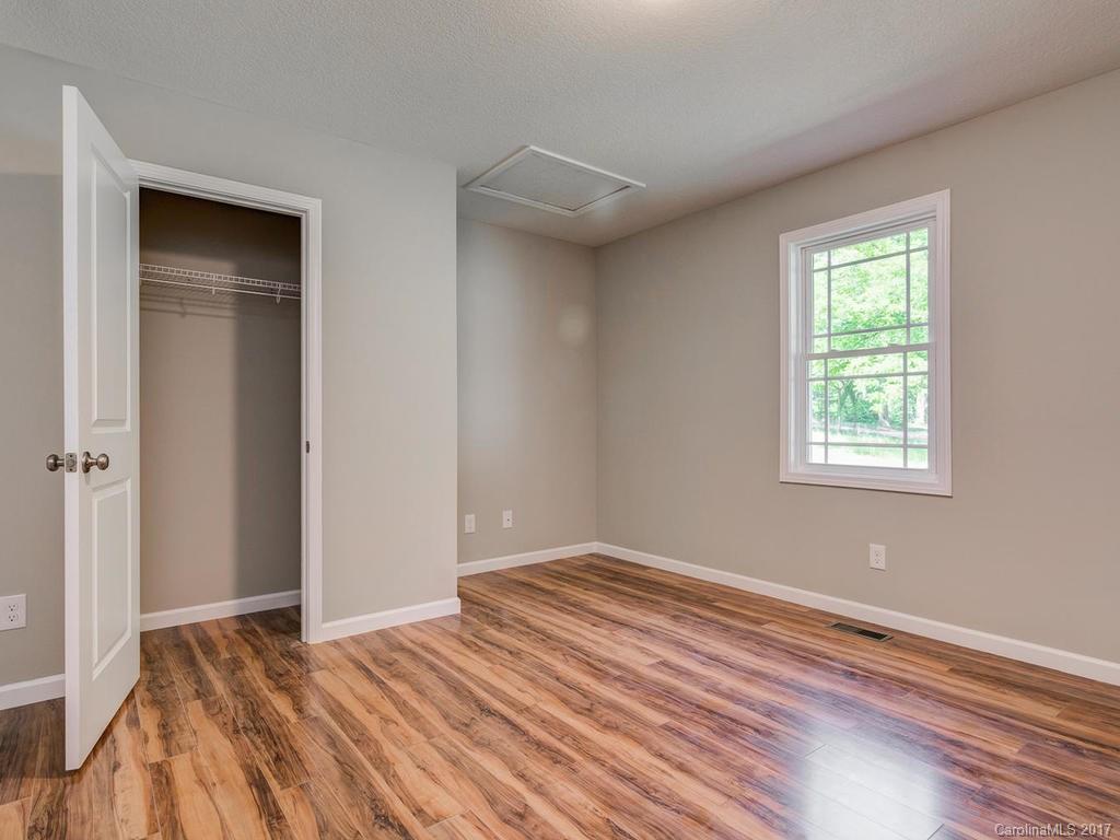 4 Grandview Road Asheville, NC 28806 - Photo 14 of 24 Gallery Image 14