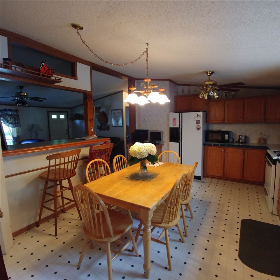 648 South Stream Road Bennington, VT 05201 - Photo 8 of 24