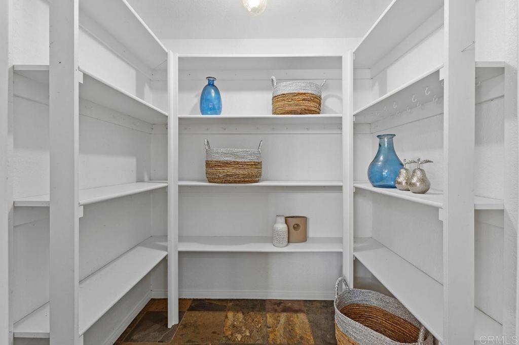 1825 Hummock Lane Encinitas, CA 92024 - Photo 14 of 37