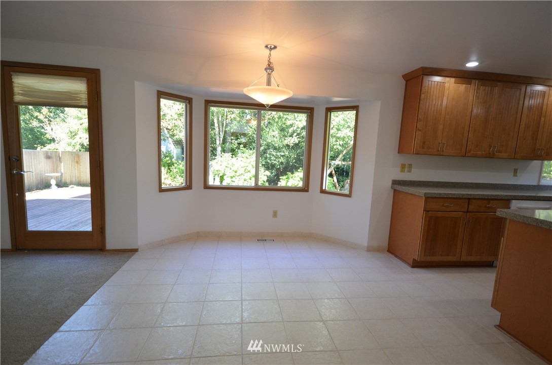 721 234th Street Southeast Bothell, WA 98021 - Photo 6 of 20