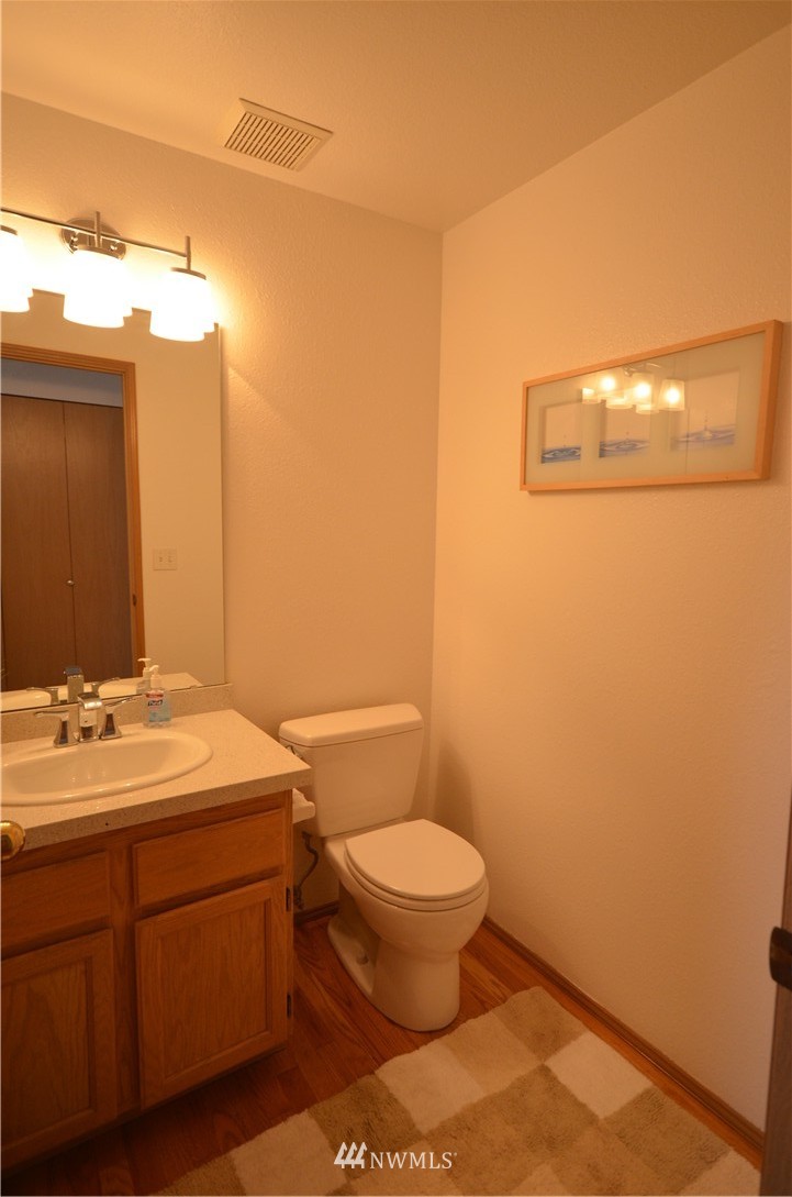 721 234th Street Southeast Bothell, WA 98021 - Photo 10 of 20