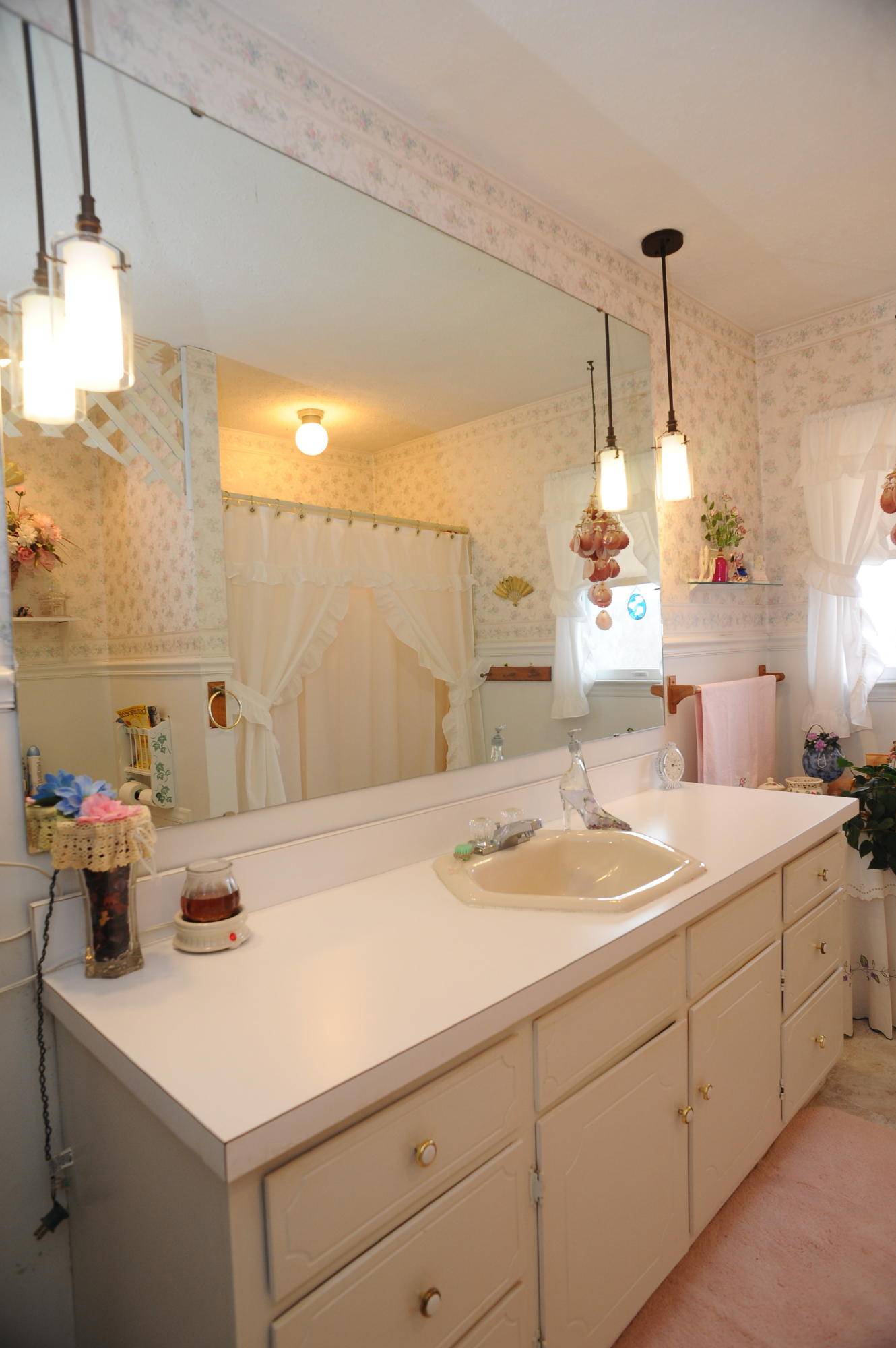 1101 Spring Valley Road Staffordsville, VA 24167 - Photo 19 of 47 DSC_6122.JPG