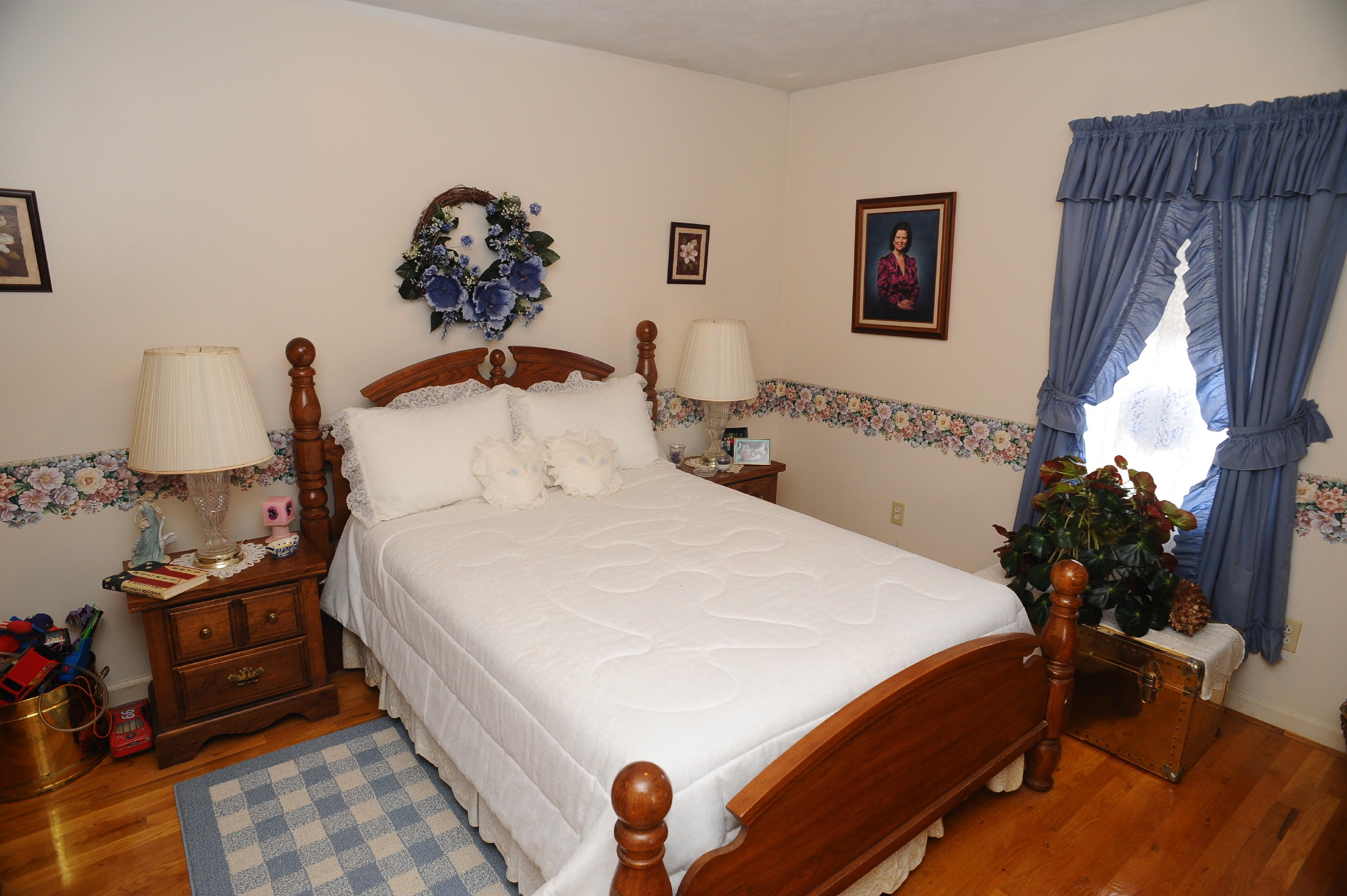 1101 Spring Valley Road Staffordsville, VA 24167 - Photo 26 of 47 DSC_6140.JPG