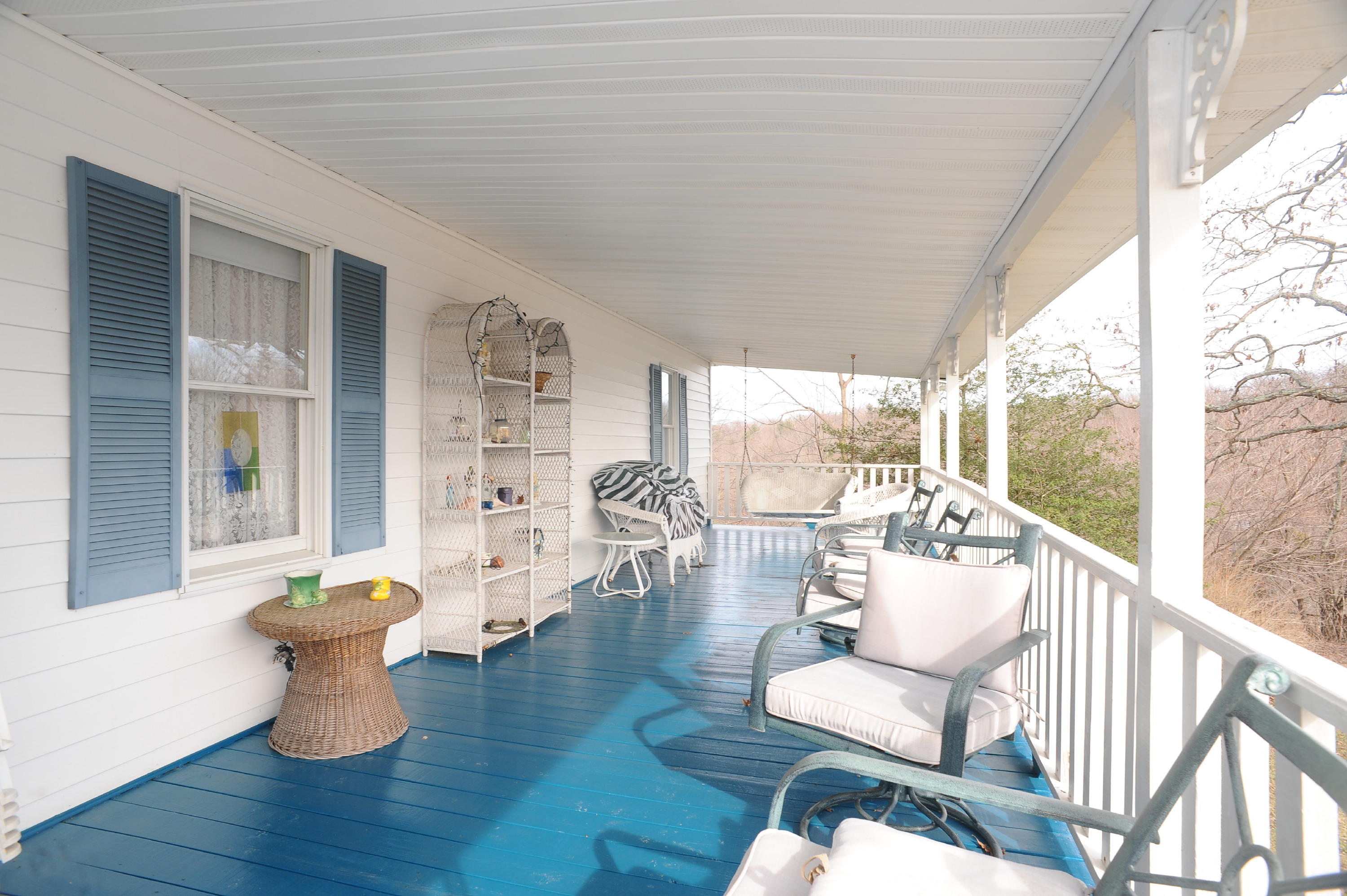 1101 Spring Valley Road Staffordsville, VA 24167 - Photo 33 of 47 DSC_6155.JPG