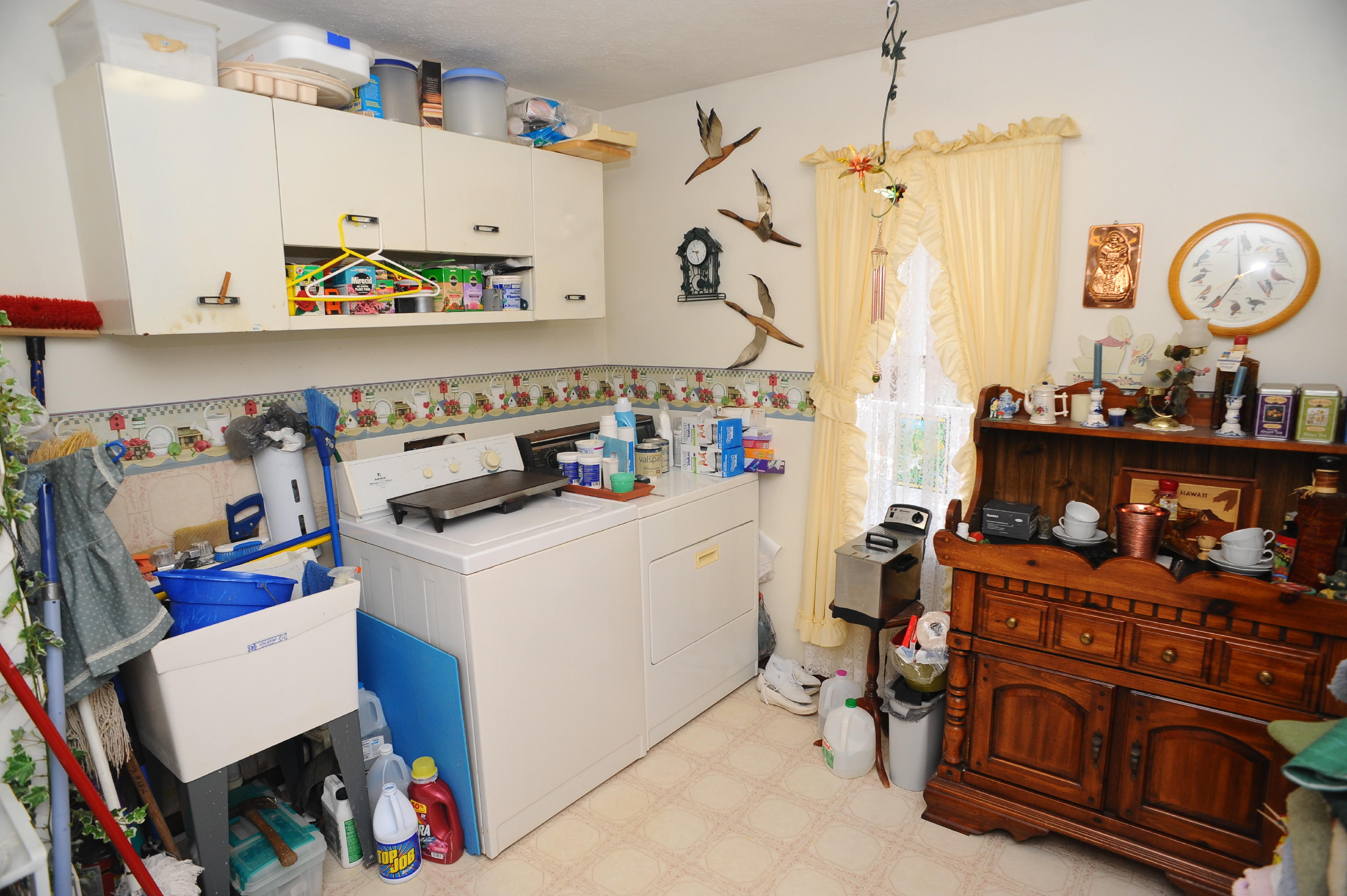 1101 Spring Valley Road Staffordsville, VA 24167 - Photo 41 of 47 DSC_6145.JPG