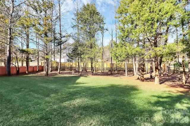 $547,500 | 9106 Dogwood Ridge Drive, Charlotte, NC 28227