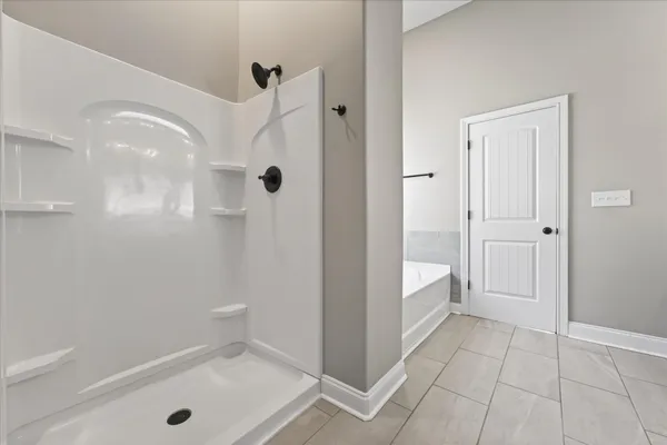 $2,200 | 413 Andean Court, Clarksville, TN 37040