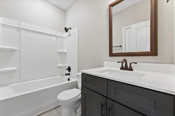$2,200 | 413 Andean Court, Clarksville, TN 37040