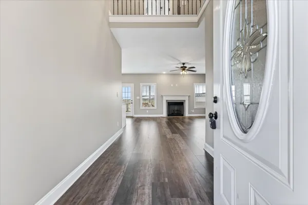 $2,200 | 413 Andean Court, Clarksville, TN 37040