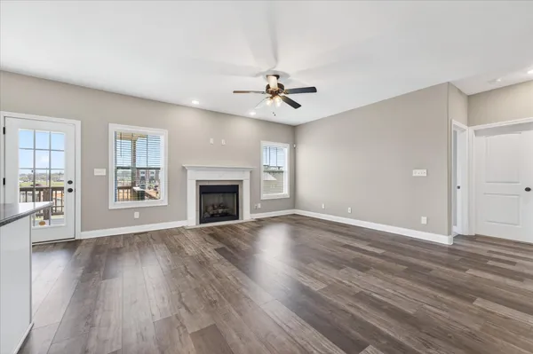 $2,200 | 413 Andean Court, Clarksville, TN 37040