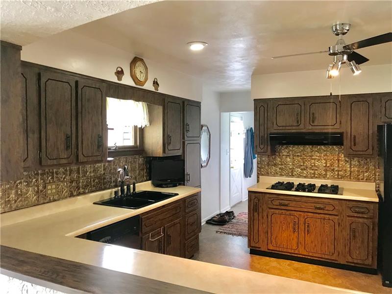 134 Wash Run Road Normalville, PA 15469 - Photo 8 of 25