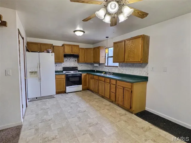 $140,000 | 168 Private Road, Greenville, MO 63944