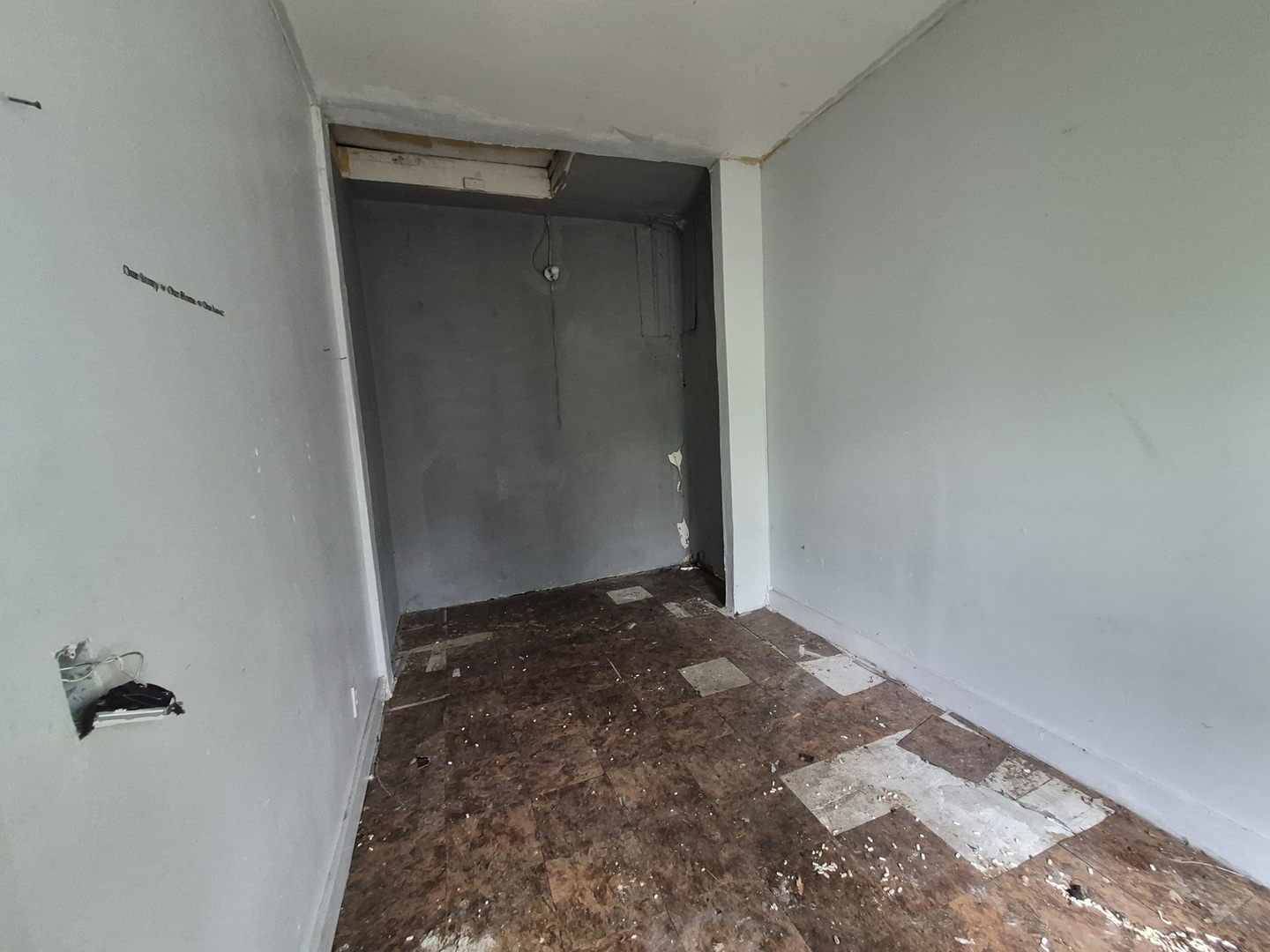 7331 South Peoria Street Chicago, IL 60621 - Photo 5 of 15