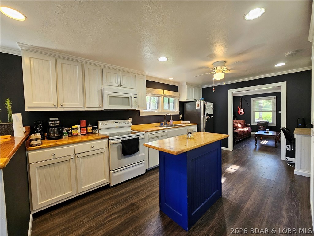 609 East 4th Street Eldon, MO 65026 - Photo 6 of 13