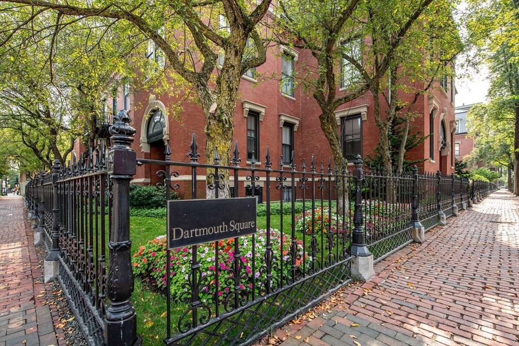130 Appleton Street, Unit 4D Boston, MA 02116 - Photo 2 of 34 a view of a house with iron fence