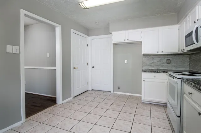 $1,875 | 16210 Cypress Point Drive, Cypress, TX 77429