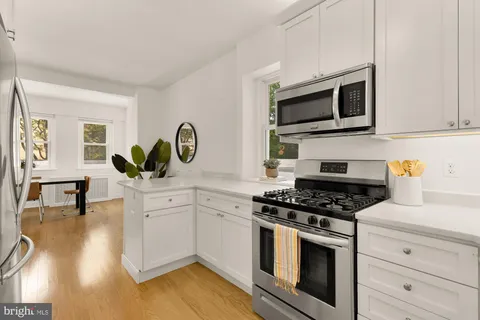 $570,000 | 3601 Connecticut Avenue Northwest, Unit L10, Washington, DC 20008