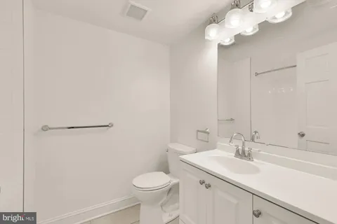 $570,000 | 3601 Connecticut Avenue Northwest, Unit L10, Washington, DC 20008