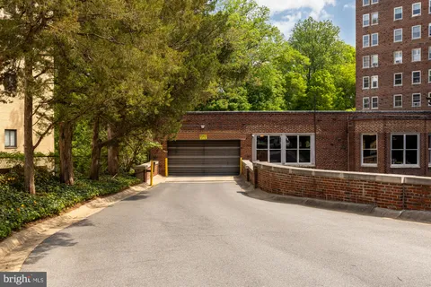 $570,000 | 3601 Connecticut Avenue Northwest, Unit L10, Washington, DC 20008