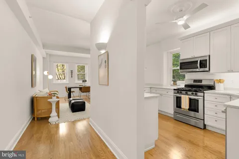 $570,000 | 3601 Connecticut Avenue Northwest, Unit L10, Washington, DC 20008