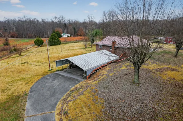 $429,900 | 850 Wesley Chapel Road, Sparta, TN 38583