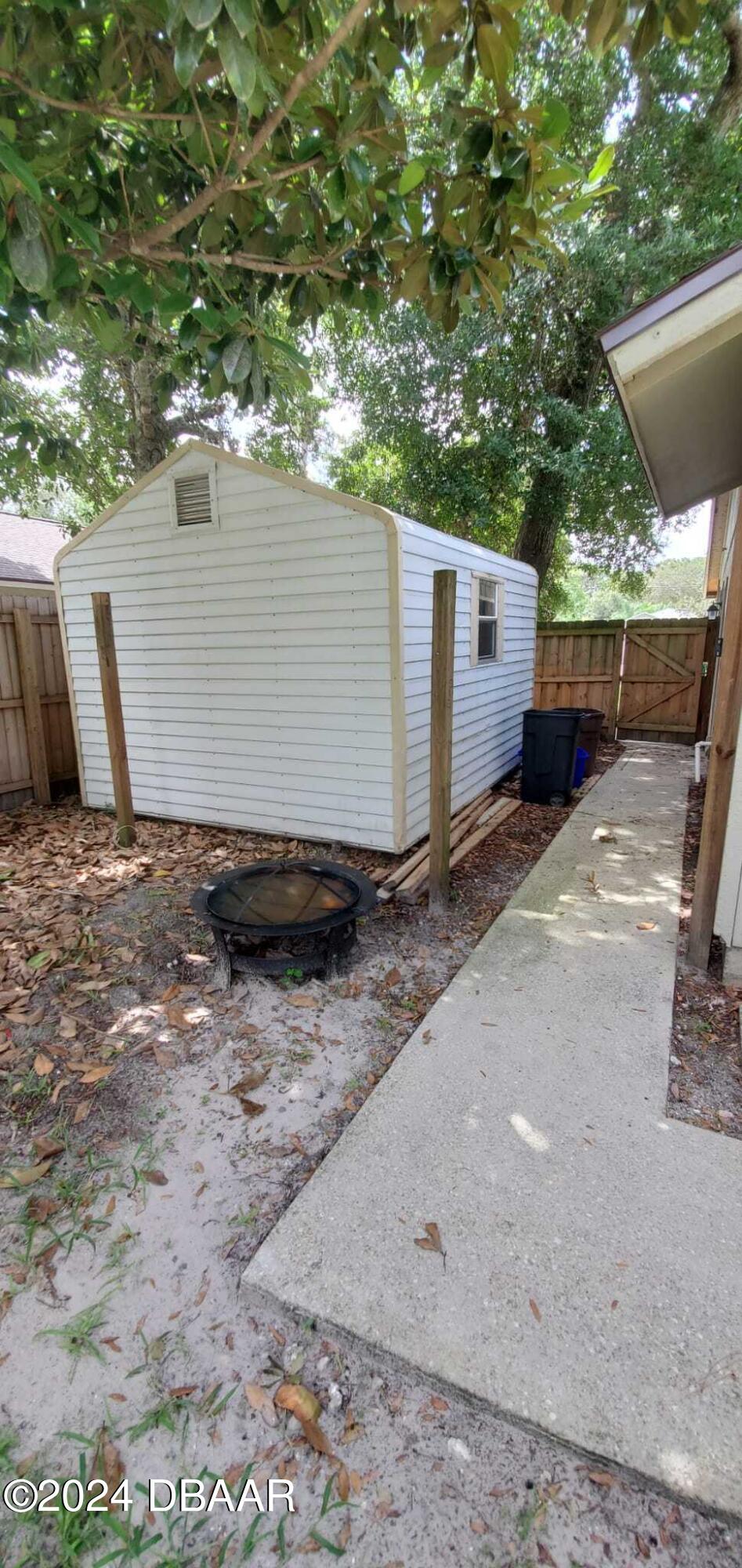 95 Hidden Hills Drive Ormond Beach, FL 32174 - Photo 10 of 23 PHOTO-2024-04-03-16-18-48