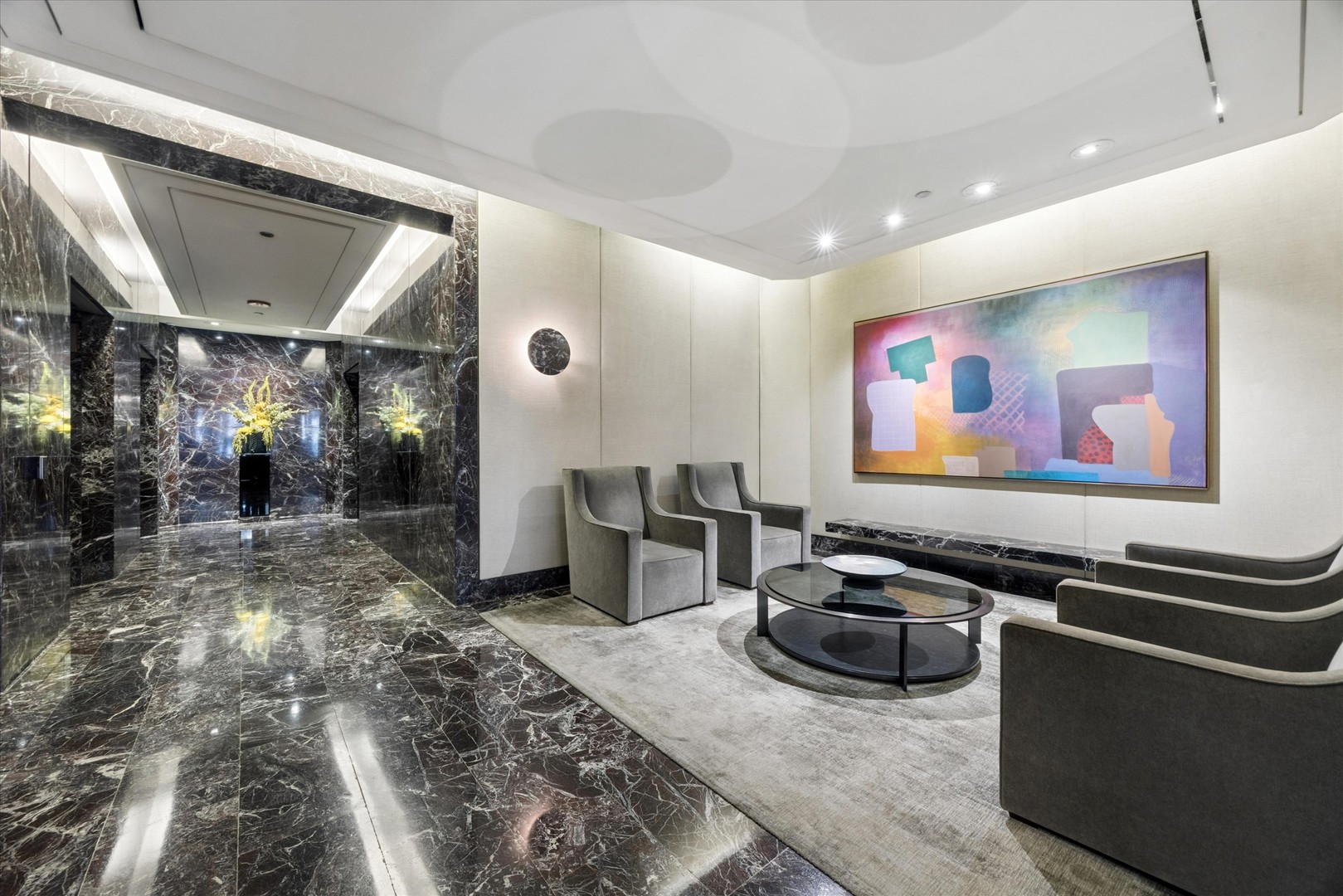 950 North Michigan Avenue, Unit 4202 Chicago, IL 60611 - Photo 4 of 33