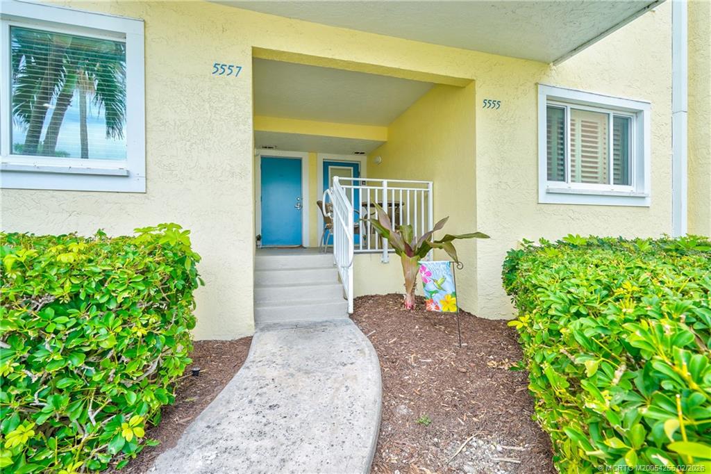 5557 Northeast Gulfstream Way Stuart, FL 34996 - Photo 3 of 39